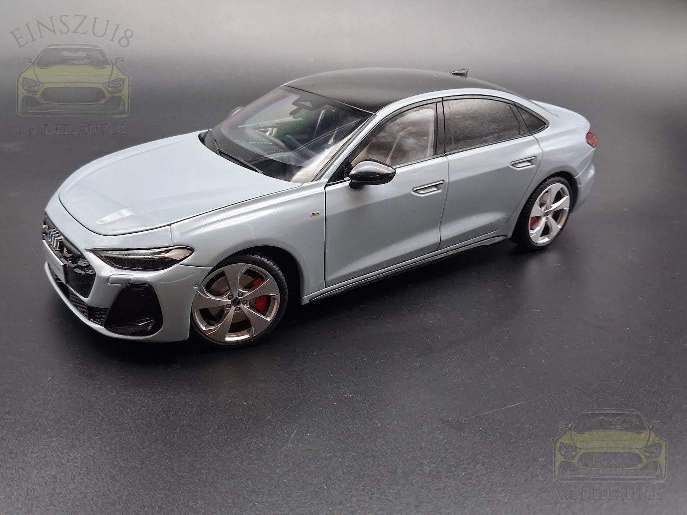 Audi A5L Grau (China-exclusive)