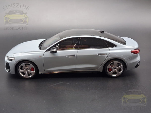 Audi A5L Grau (China-exclusive)