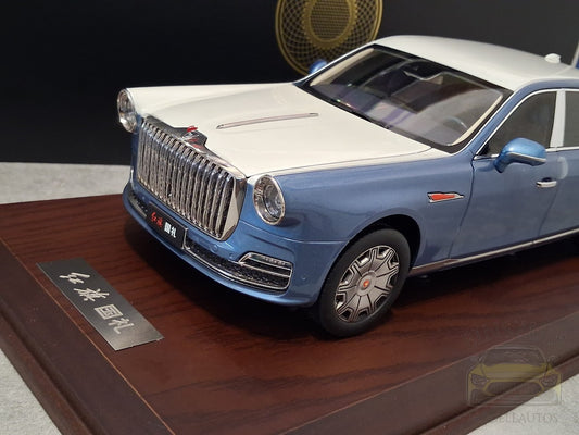 1:18 Hongqi Guoli (L5) White/ Light Blue Metallic Modellauto China