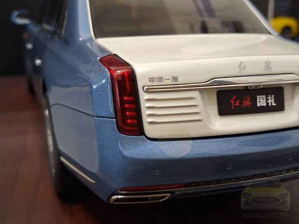 1:18 Hongqi Guoli (L5) White/ Light Blue Metallic Modellauto China