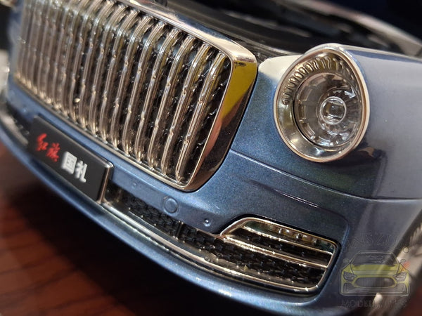 1:18 Hongqi Guoli (L5) White/ Light Blue Metallic Modellauto China
