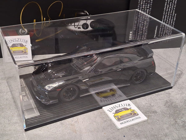 1:18 Onemodel Nissan GT-R 2017 Black mit Wechselbaren Felgen + Vitrine - OM25N04