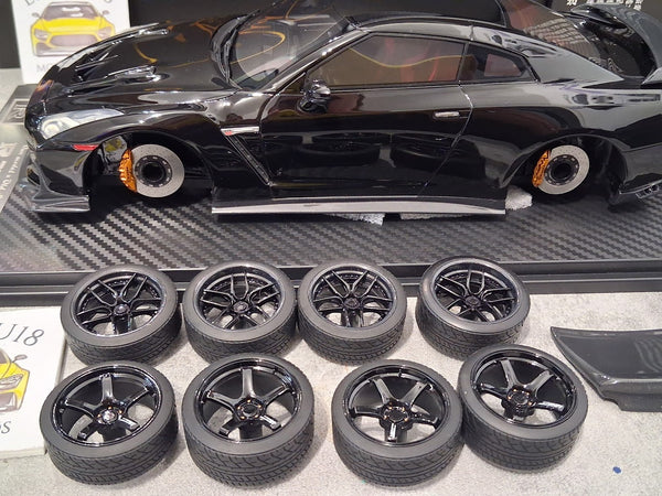 1:18 Onemodel Nissan GT-R 2017 Black mit Wechselbaren Felgen + Vitrine - OM25N04
