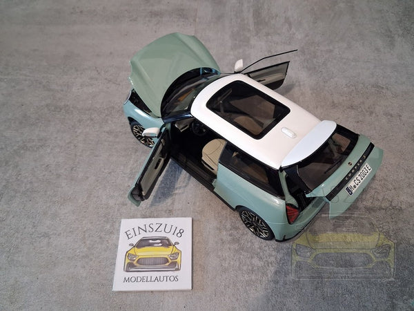 MINI Cooper SE Ocean Wave Green 1:18 TSM-Model
