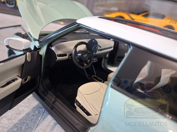 MINI Cooper SE Ocean Wave Green 1:18 TSM-Model