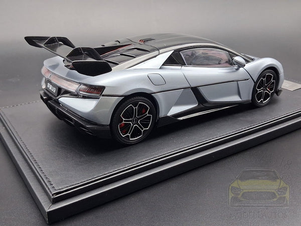 BYD Yangwang U9 Modellauto auf Ledersockel