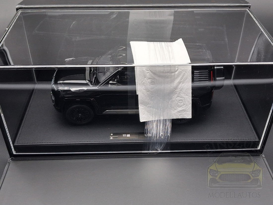 BYD Yangwang U8 Schwarz