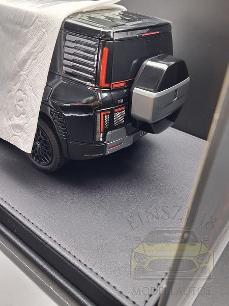 BYD Yangwang U8 Schwarz