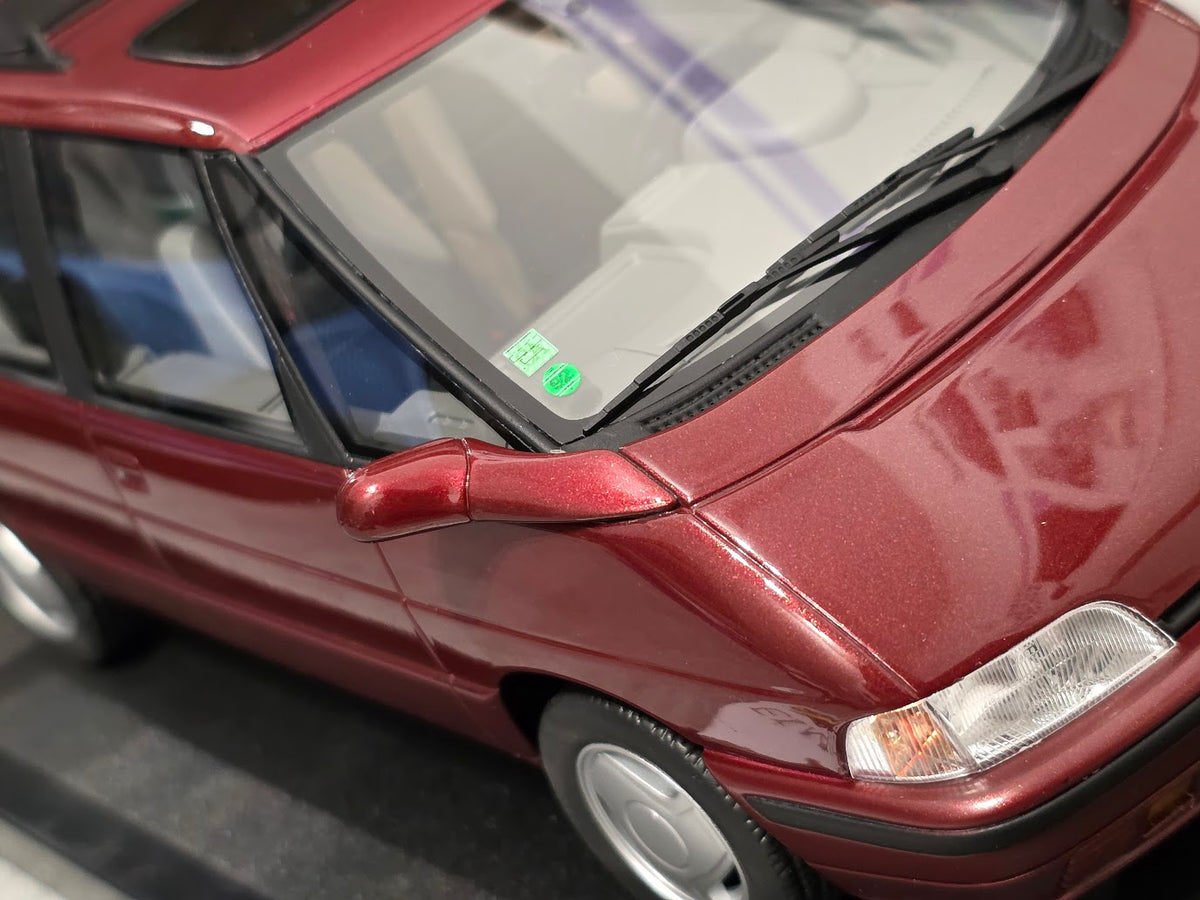 1:18 RENAULT ESPACE RXE V6 I ROUGE MALAGA 1991 - OT1248