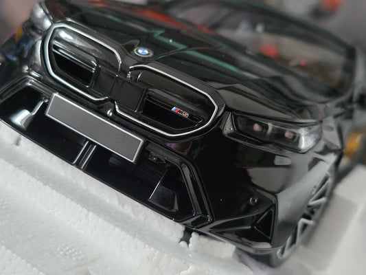 BMW M5 2024 Black Metallic (All Open) - 110023801