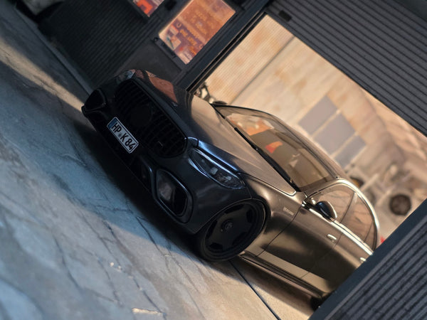 Mercedes-Benz AMG S63 E V223 Graphitgrau Magno - 1 of 1