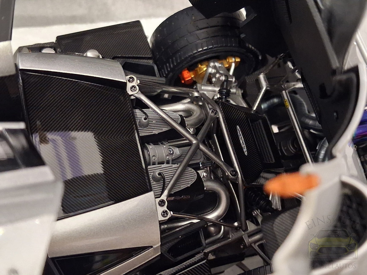 Pagani Imola Coupe 2020 Titan Silver Matt - LCD18023-SI