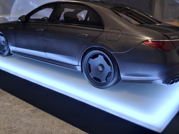 Mercedes-Benz AMG S63 E V223 Graphitgrau Magno - 1 of 1