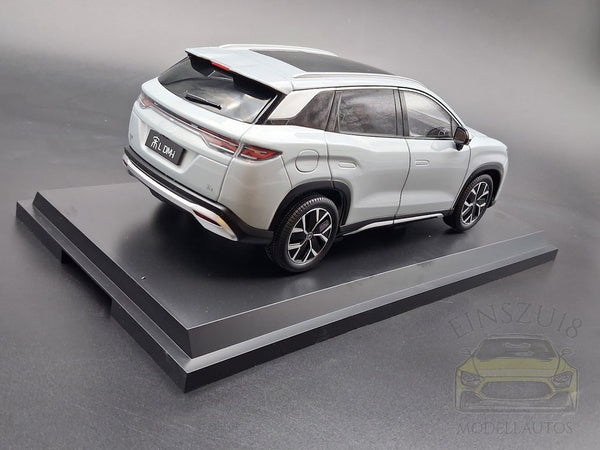 BYD Song L DM-i Silbergrau