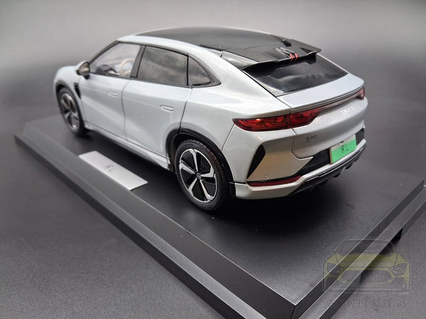 BYD Song L Silbergrau