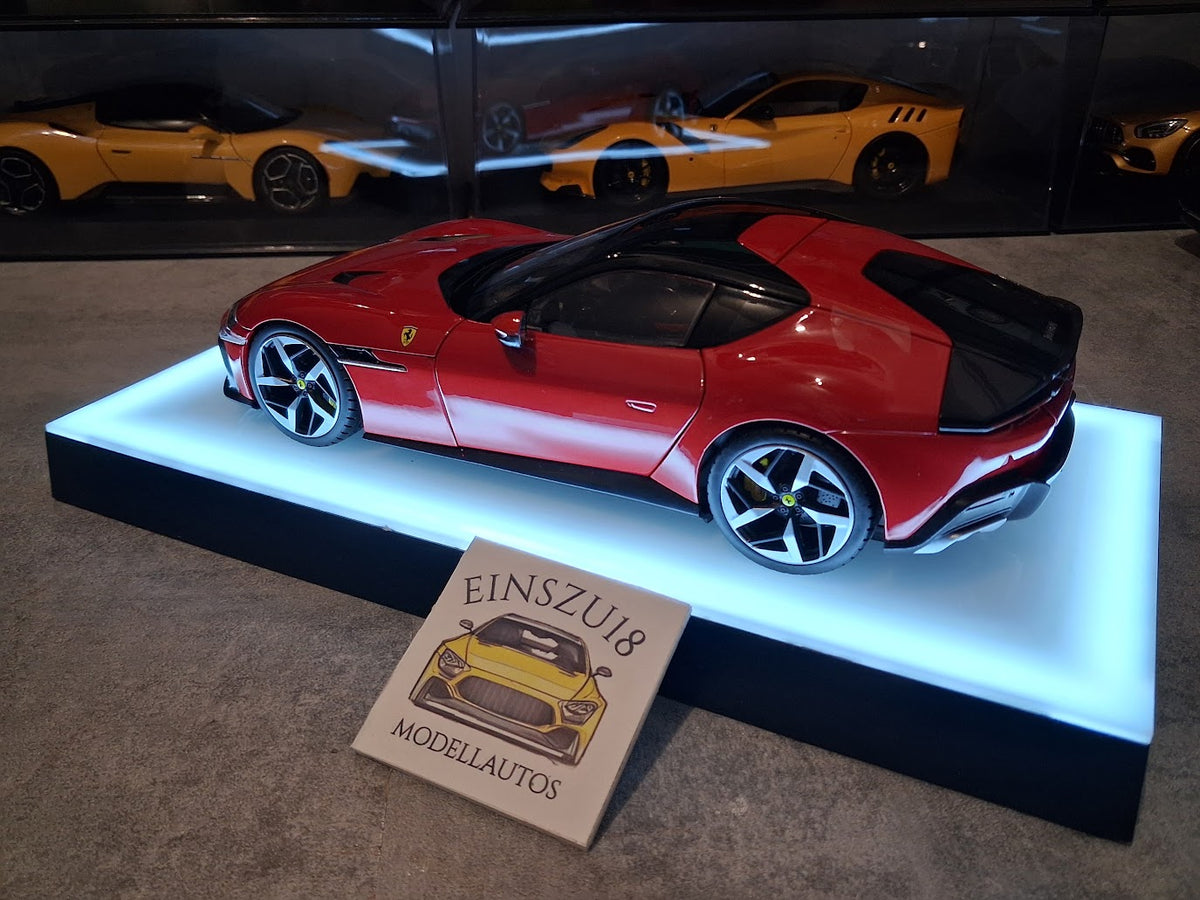 Polistil Ferrari 12cilindri 1 of 1 - Rosso Corsa & Silver wheels