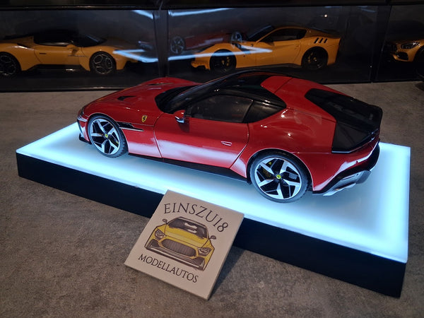 Polistil Ferrari 12cilindri 1 of 1 - Rosso Corsa & Silver wheels