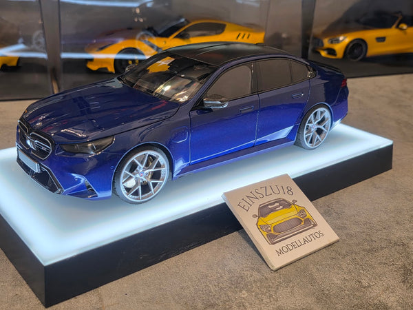 1 of 1  Minichamps BMW M5 2024 Blue Metallic - HRE Wheels Silver - 110023802