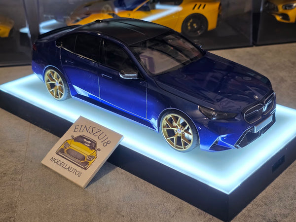 1 of 1  Minichamps BMW M5 2024 Blue Metallic - HRE Wheels Gold - 110023802