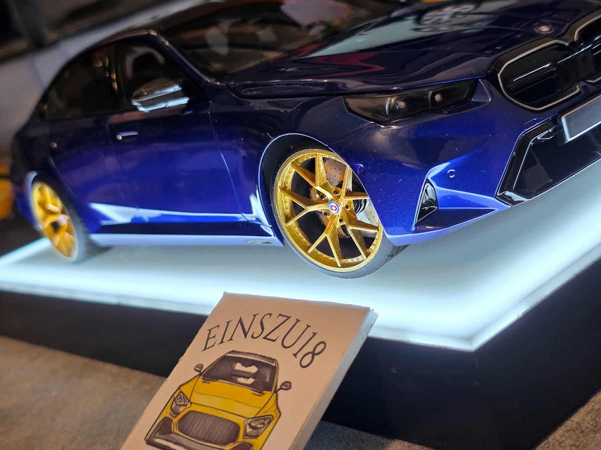 1 of 1  Minichamps BMW M5 2024 Blue Metallic - HRE Wheels Gold/ Kupfer