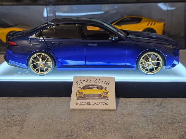 1 of 1  Minichamps BMW M5 2024 Blue Metallic - HRE Wheels Gold - 110023802