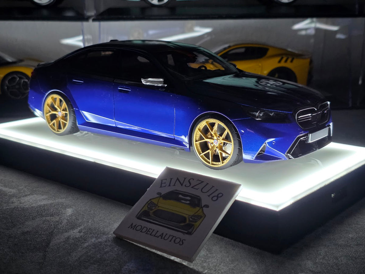 1 of 1  Minichamps BMW M5 2024 Blue Metallic - HRE Wheels Gold - 110023802
