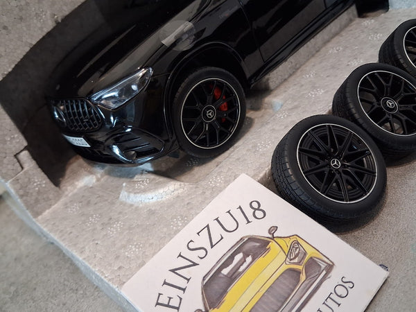 Mercedes-Benz AMG GLC63 Obsidian Black mit 2. Radsatz NZG - 111000050