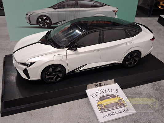 Lingxi L (Dongfeng Honda) Weiss Metallic