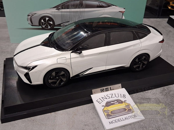 Lingxi L (Dongfeng Honda) Weiss Metallic