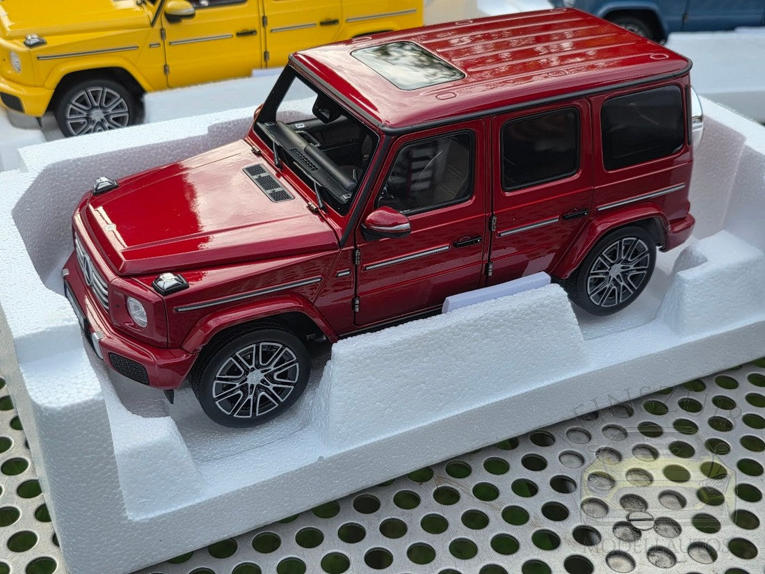 Mercedes-Benz G500 G-Klasse (2024) Norev - Limited Edition 6 Farben