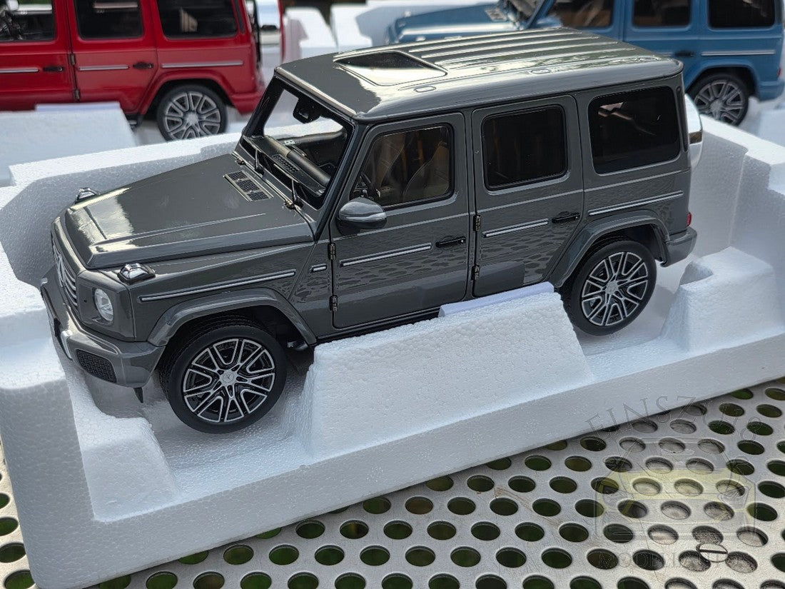 Mercedes-Benz G500 G-Klasse (2024) Norev - Limited Edition 6 Farben