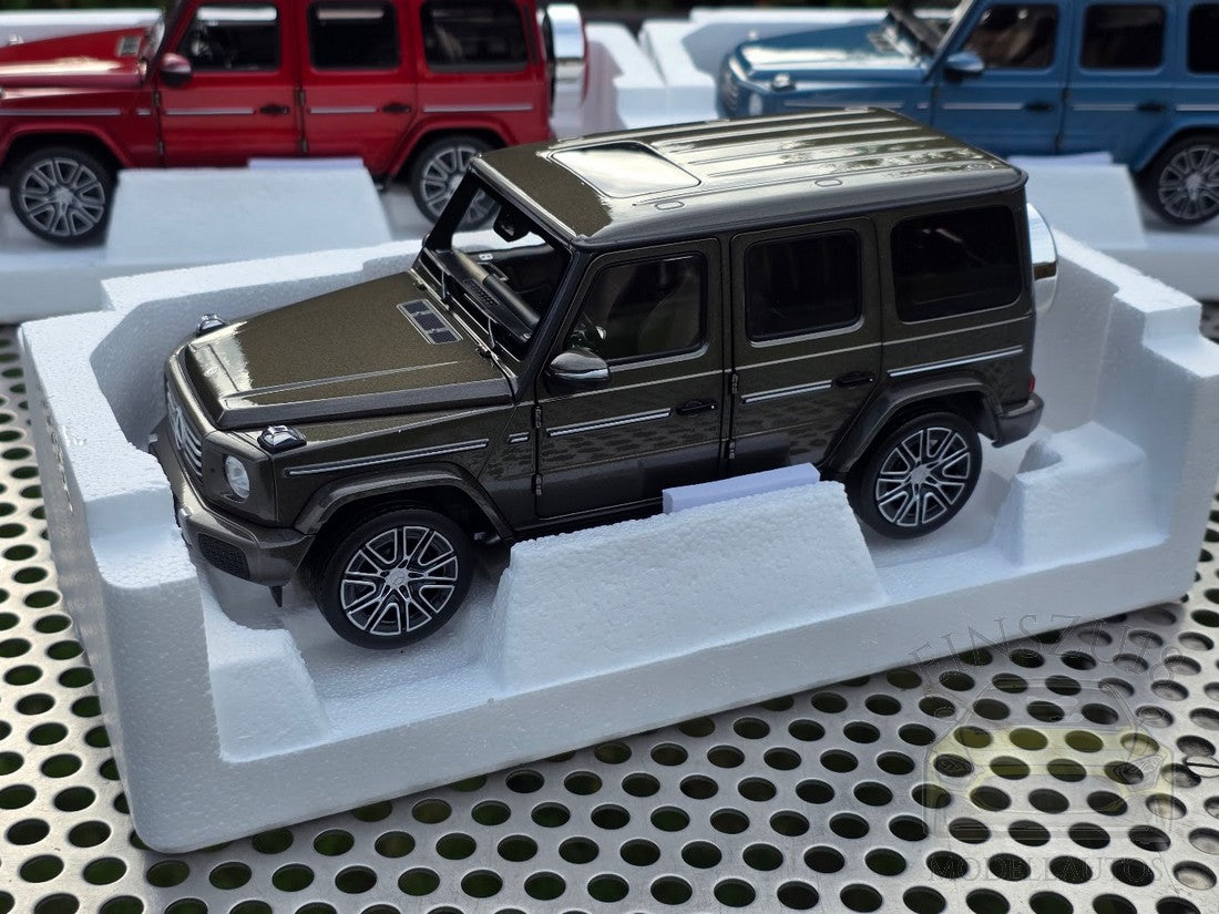 Mercedes-Benz G500 G-Klasse (2024) Norev - Limited Edition 6 Farben