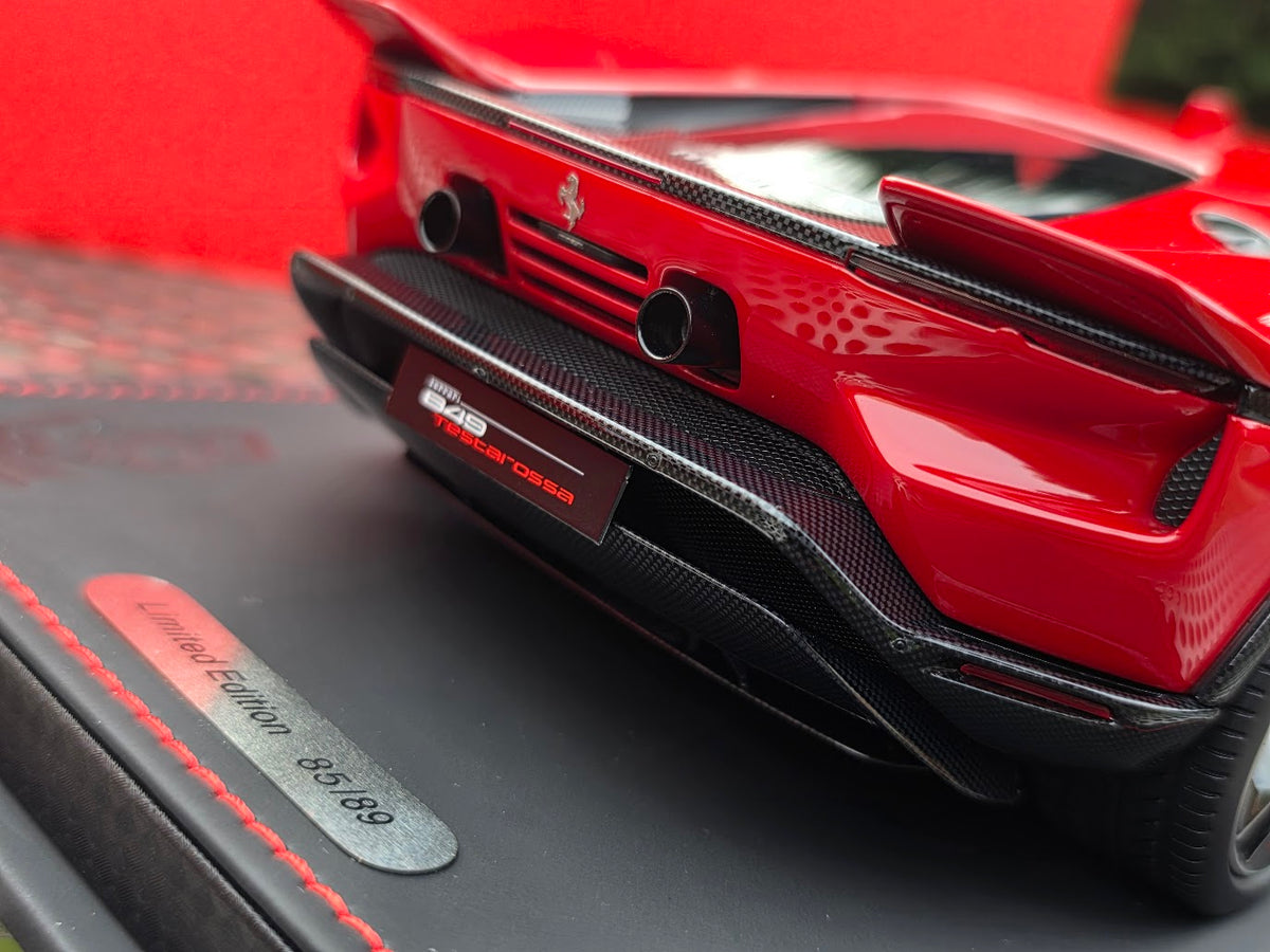1:18 BBR Ferrari 849 Testarossa Rosso Corsa - P18275D1