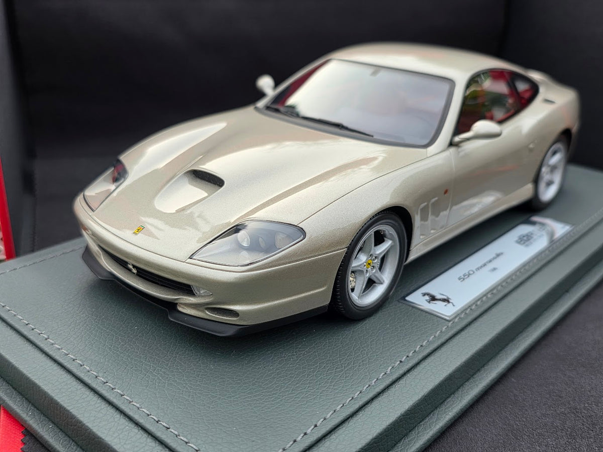 1:18 BBR Ferrari 550 Maranello 1996 - made in italy Grigio Ingrid - Bordeaux - BBR1873B