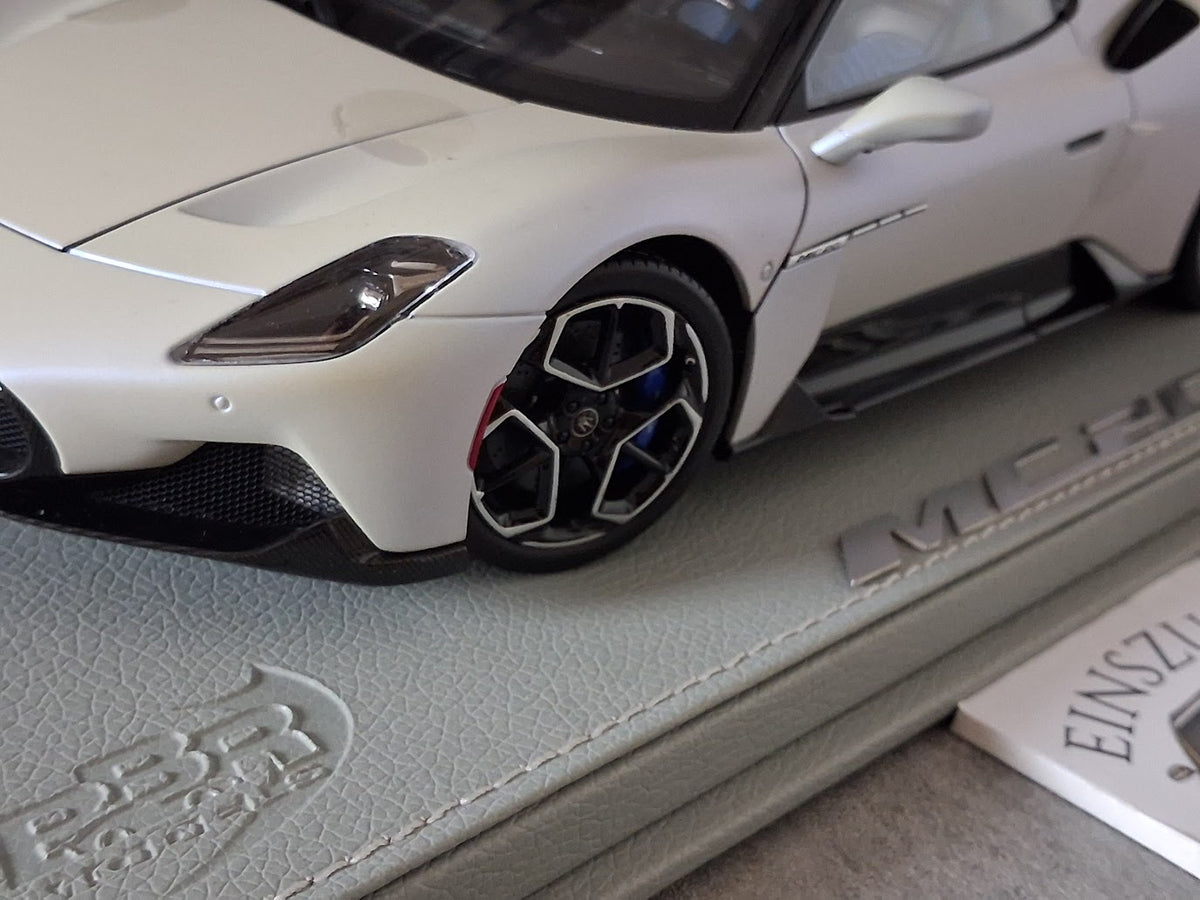 1:18 BBR Models Maserati MC20 (2020) Bianco Audace HE180051AMA