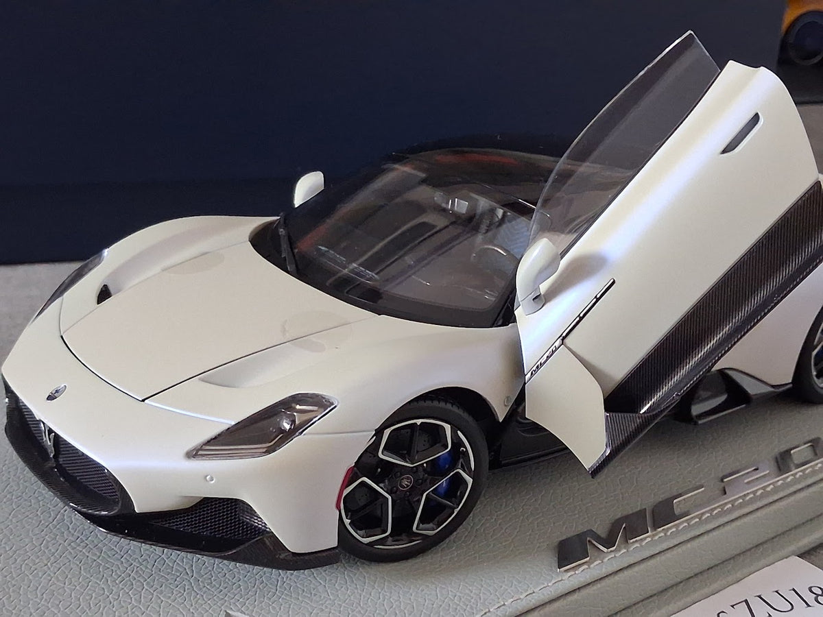 1:18 BBR Models Maserati MC20 (2020) Bianco Audace HE180051AMA