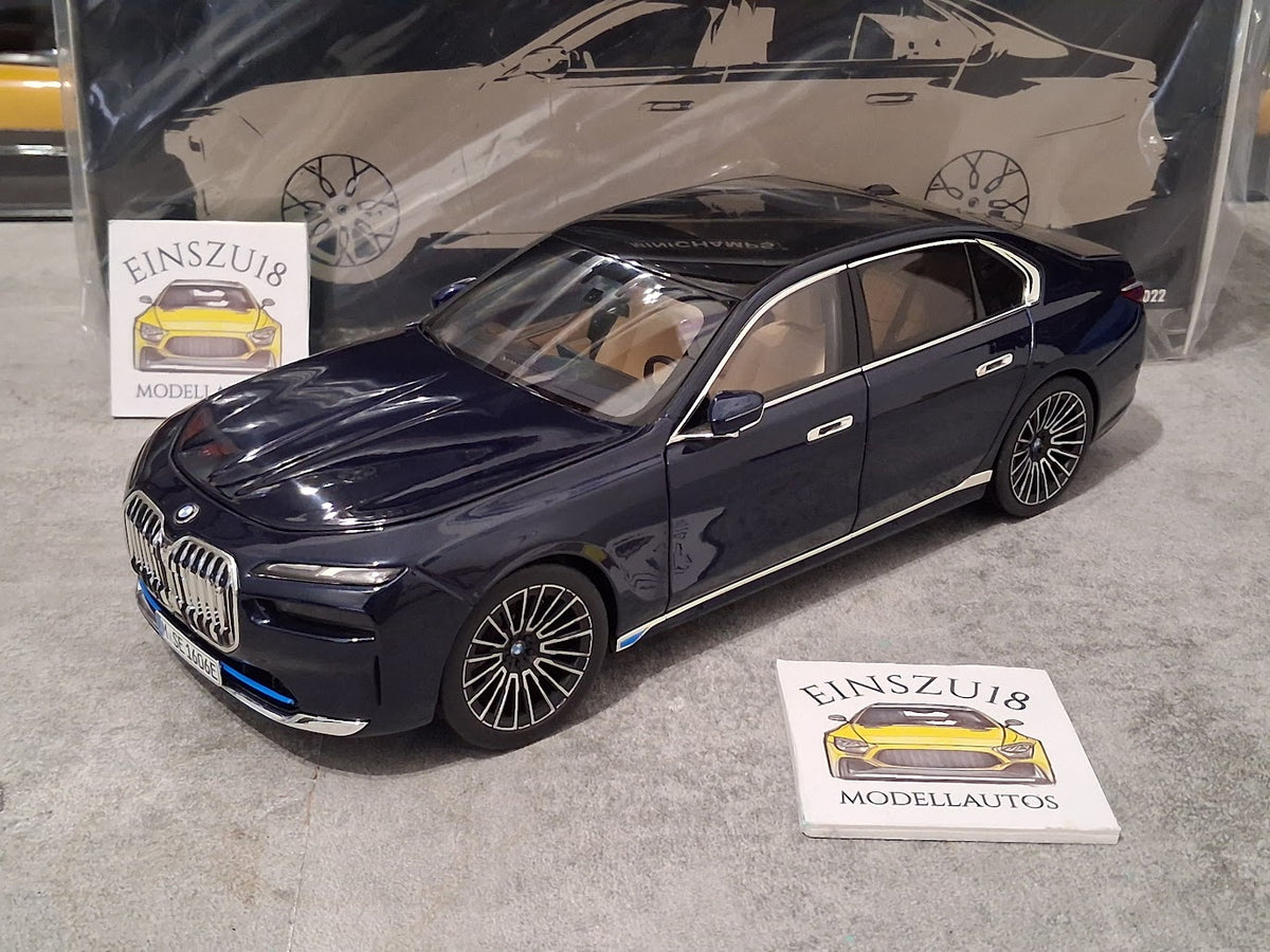 1:18 BMW i7 Dunkelblau Metallic Einzelstück 1 of 1 Minichamps