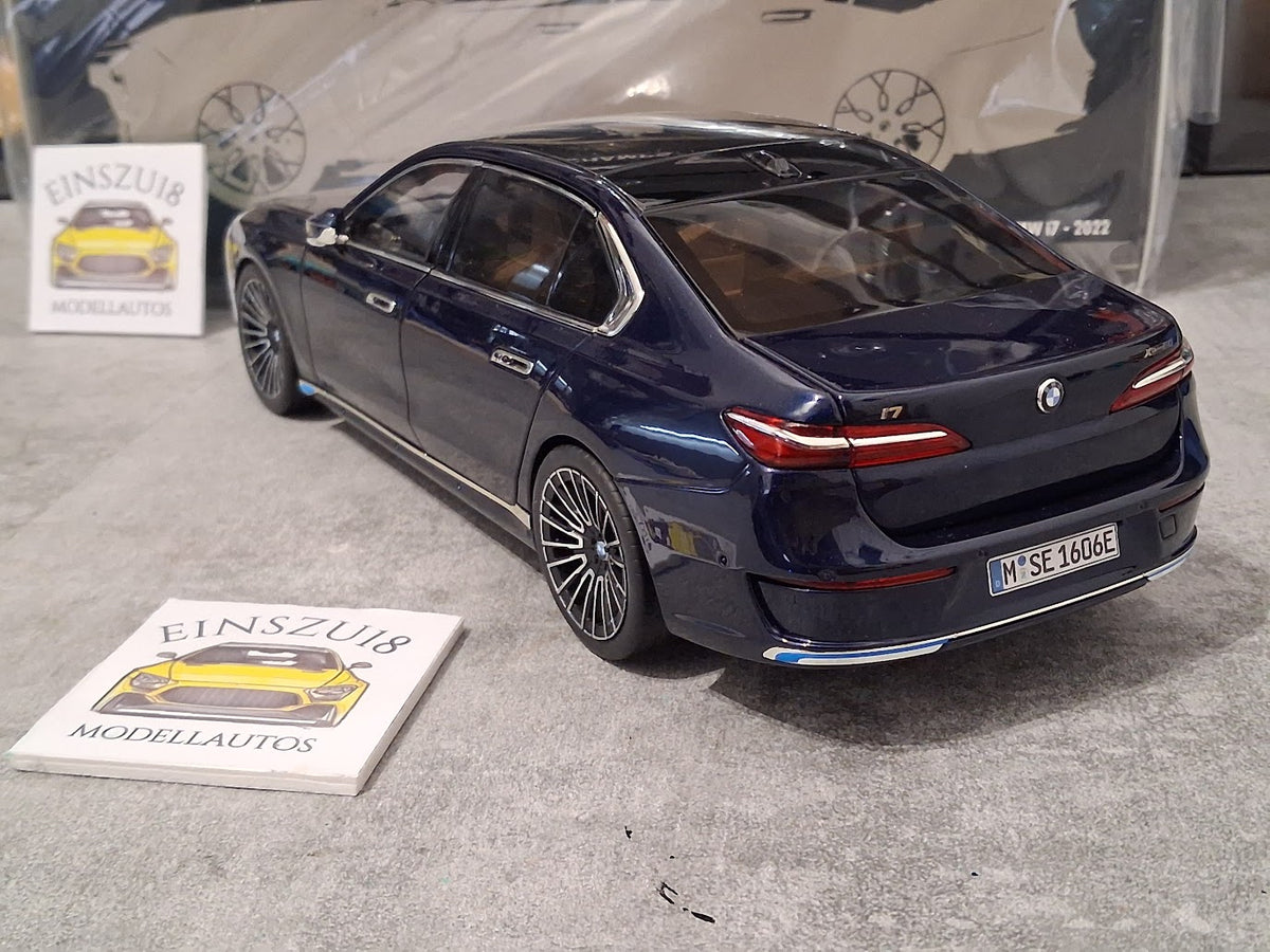 1:18 BMW i7 Dunkelblau Metallic Einzelstück 1 of 1 Minichamps
