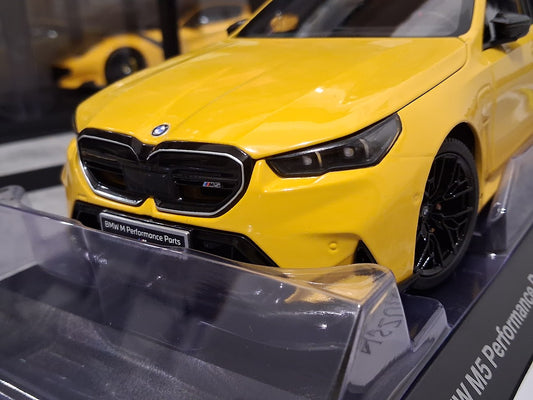 1:18 Minichamps BMW M5 2024 M Performance Parts Gelb Yellow