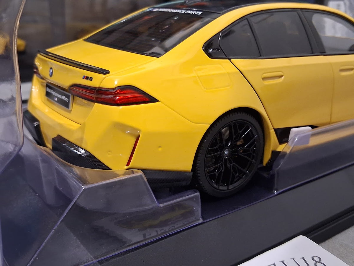 1:18 Minichamps BMW M5 2024 M Performance Parts Gelb Yellow