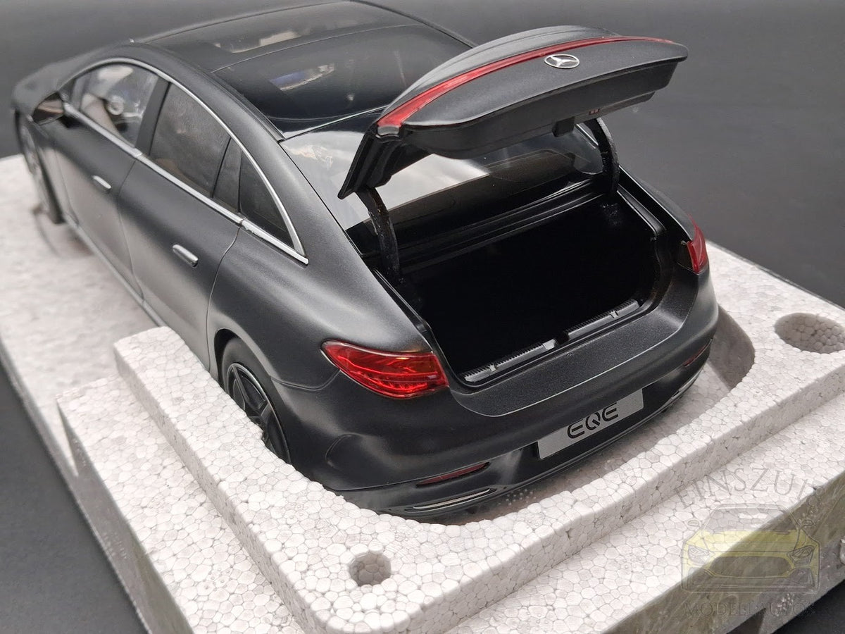 Mercedes-Benz EQE Limousine (V295) - Graphitgrau Magno