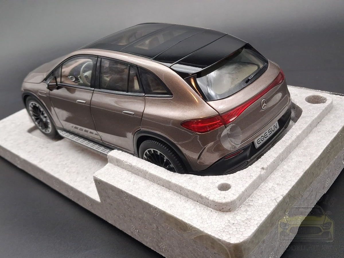 Mercedes-Benz EQE SUV AMG Line (X294) - Samtbraun Metallic / Velvet Brown