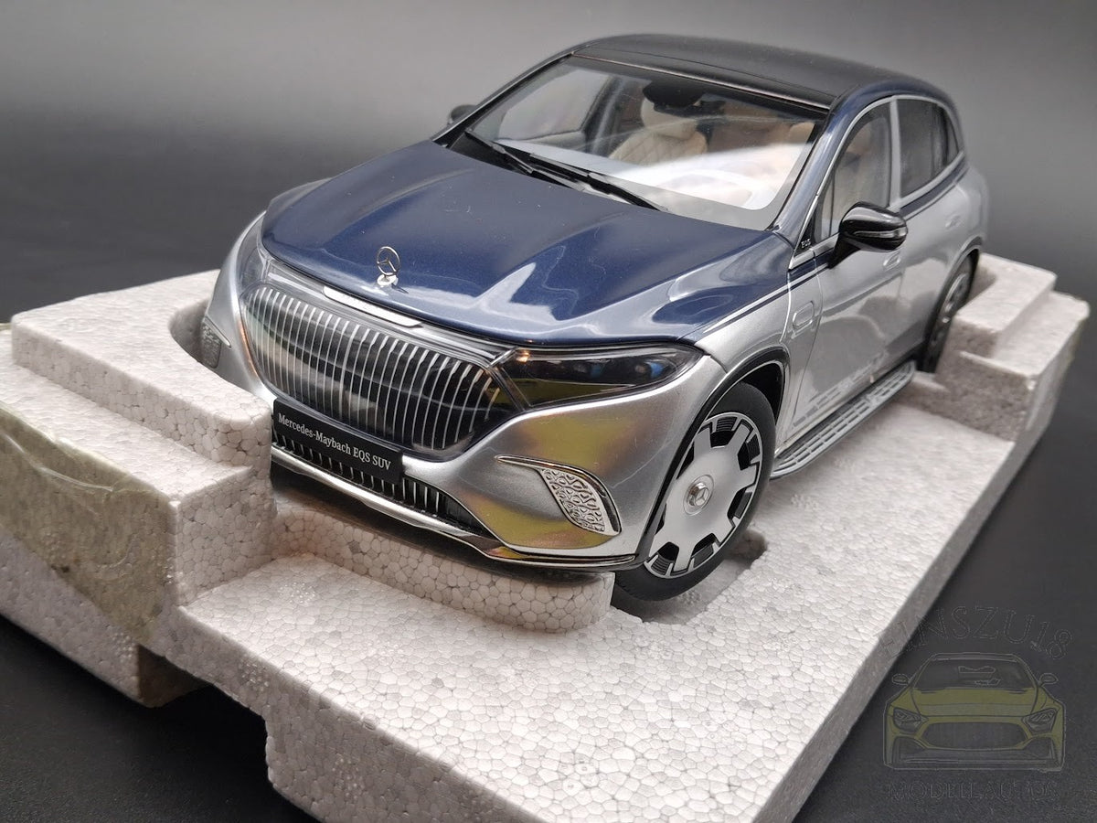 Mercedes-Maybach EQS 680 SUV (Z296) - Nautikblau/ Hightech-Silber