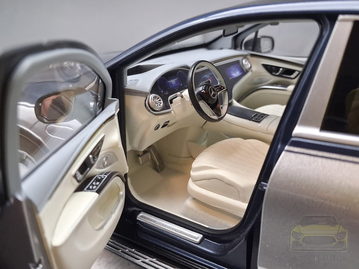 Mercedes-Maybach EQS 680 SUV (Z296) - Nautikblau/ Hightech-Silber