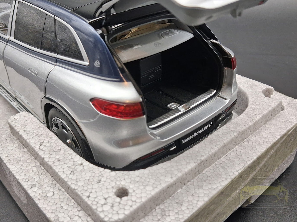 Mercedes-Maybach EQS 680 SUV (Z296) - Nautikblau/ Hightech-Silber