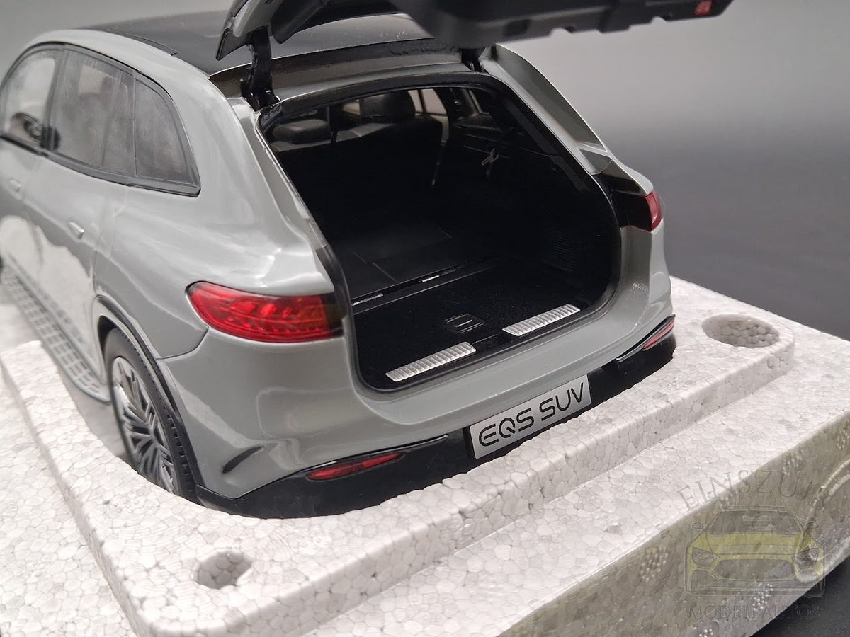 Mercedes-Benz EQS SUV AMG Line (X296) - Manufaktur Alpingrau Uni