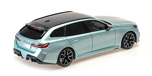 BMW M5 Touring 2024 Light Green Metallic (All Open)