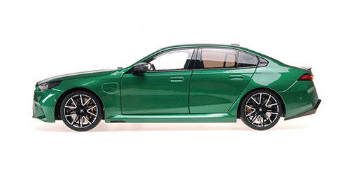 BMW M5 2024 Green Metallic (All Open) - 110023800