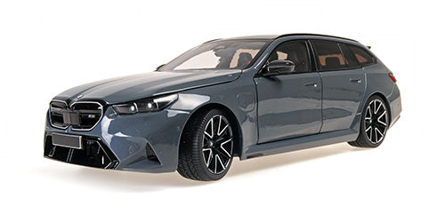 BMW M5 Touring 2024 Grey Metallic (All Open) - 110023901