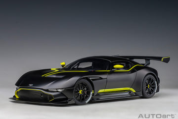 Aston Martin Vulcan 2015 Mattblack / Lime Green Stripes